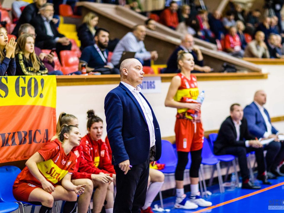 2019-11-07 Wisła Krakow vs 1KS Ślęza Wrocław