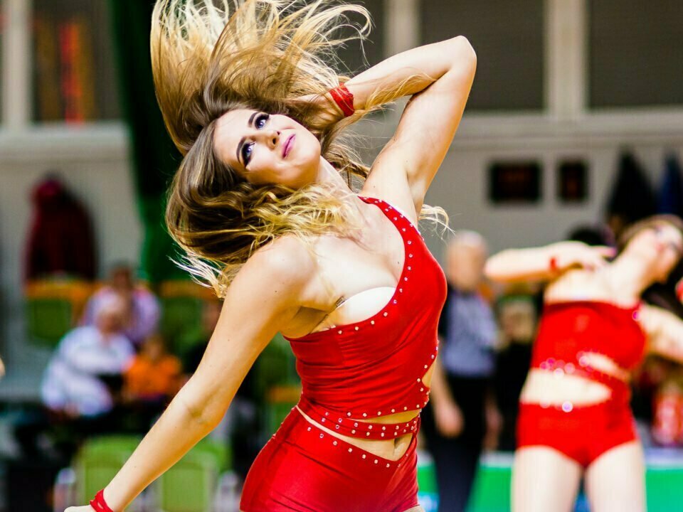 2018-12-22 Wild Cats Cheerleaders