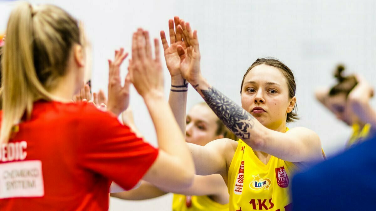 2021-02-13 1KS Ślęza Wrocław vs KS Basket 25 Bydgoszcz