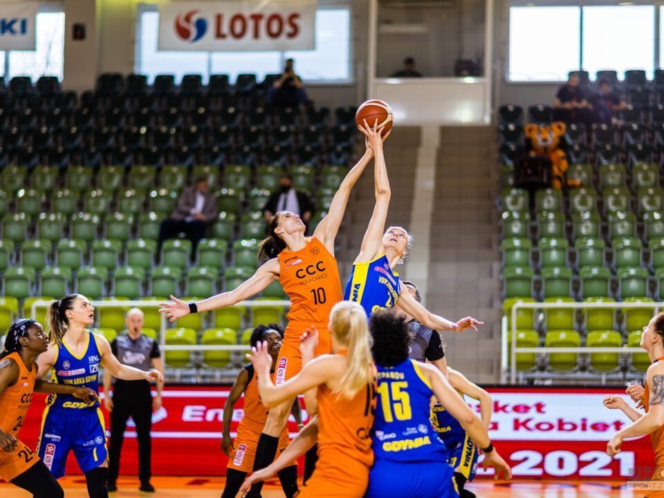 2021-04-14 CCC Polkowice vs VBW Arka Gdynia