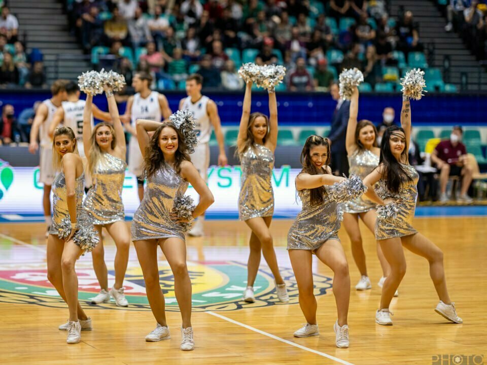 2021-10-20 Cheerleaders Wrocław