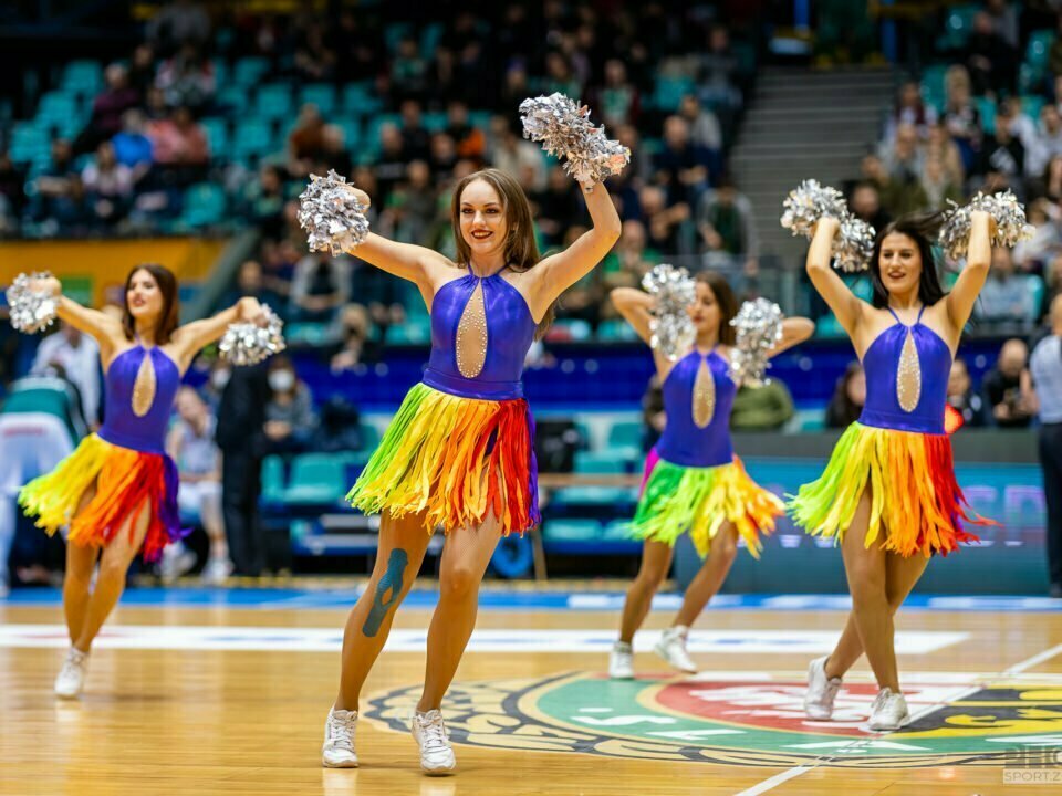 2021-12-03 Cheerleaders Wrocław