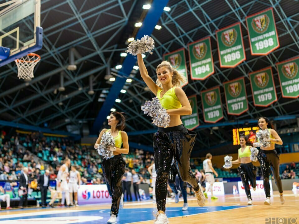 2021-12-18 Cheerleaders Wrocław