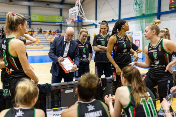 2022-02-13 1KS Ślęza Wrocław vs CTL Zagłębie Sosnowiec