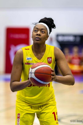 2022-02-13 1KS Ślęza Wrocław vs CTL Zagłębie Sosnowiec