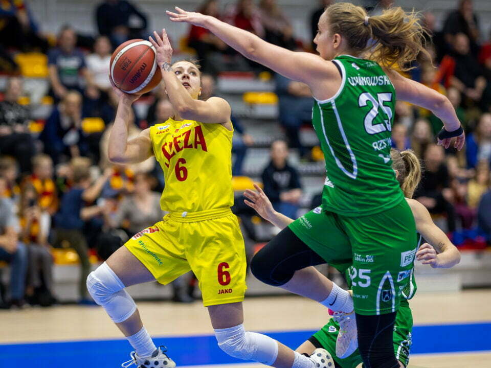 2022-11-13 1KS Ślęza Wrocław vs Polski Cukier AZS UMCS Lublin