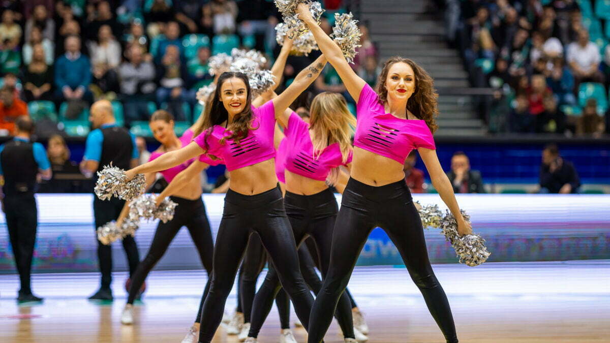 2022-11-23 Cheerleaders Wrocław