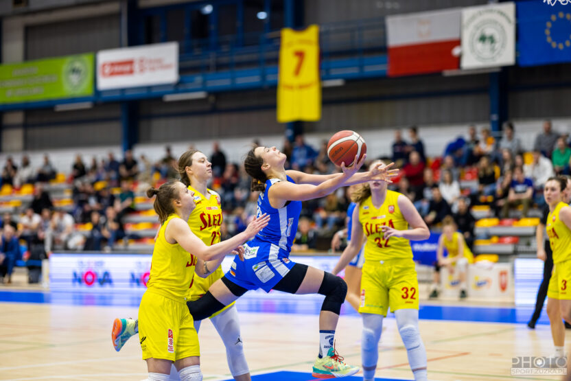 2023-03-18 1KS Ślęza Wrocław vs PolskaStrefaInwestycji Enea Gorzów Wlkp