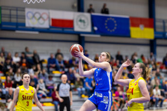 2023-03-18 1KS Ślęza Wrocław vs PolskaStrefaInwestycji Enea Gorzów Wlkp